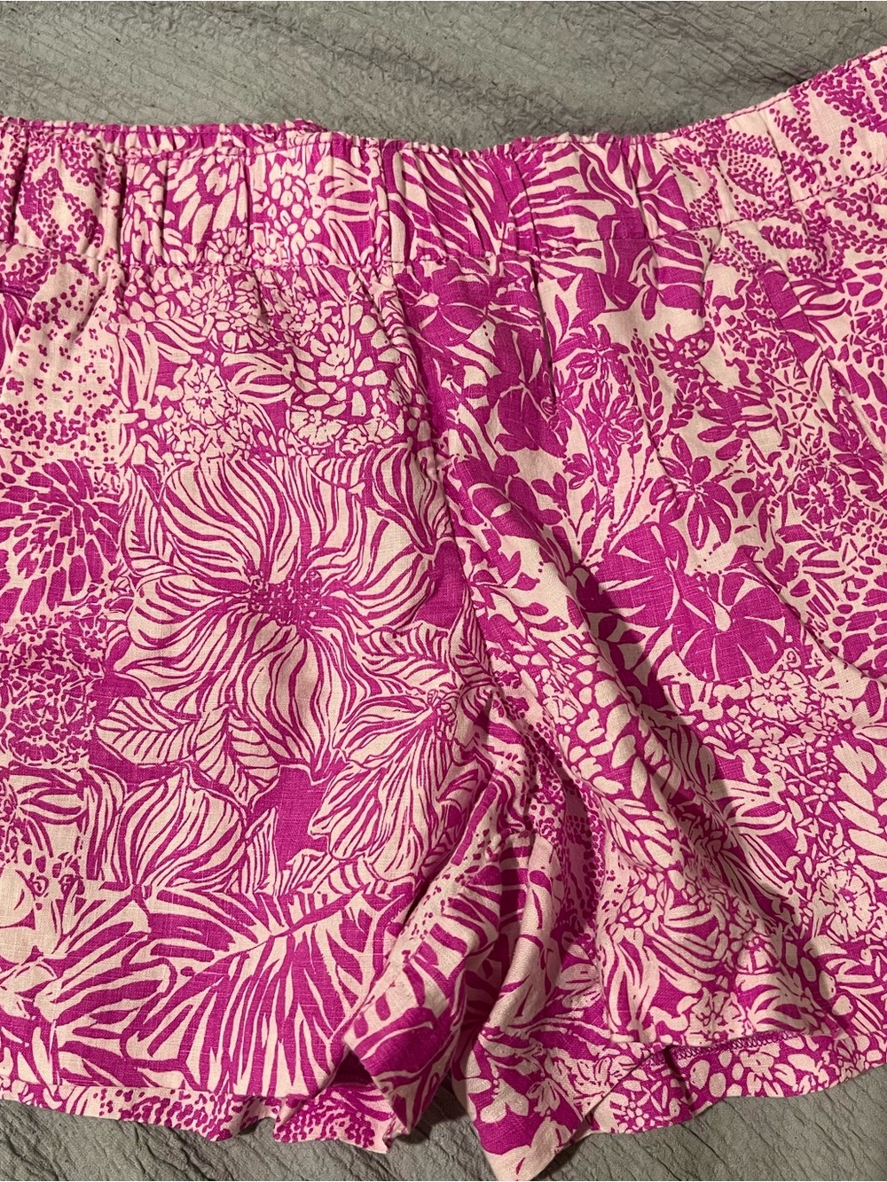 Lilly Pulitzer Pink and Cream Tropical Print Shorts with pockets